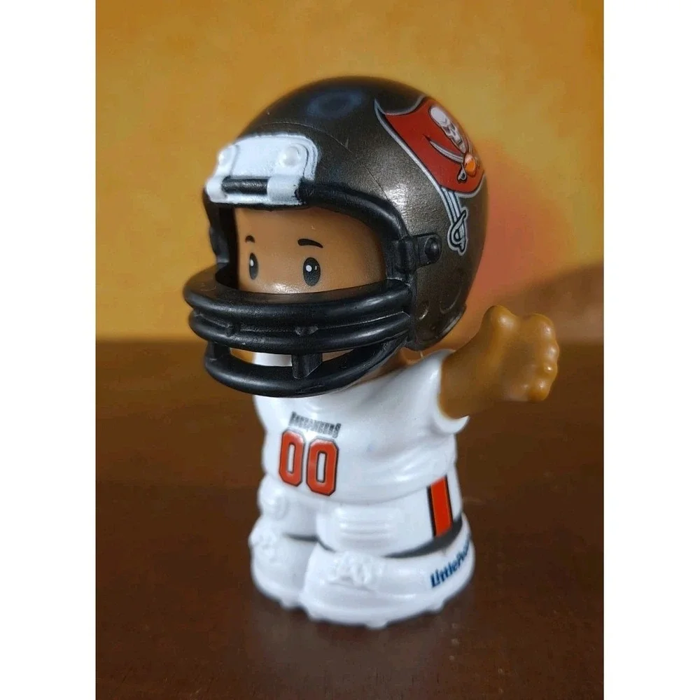 Fisher Price Little People NFL Tampa Bay Buccaneers Player White Uniform